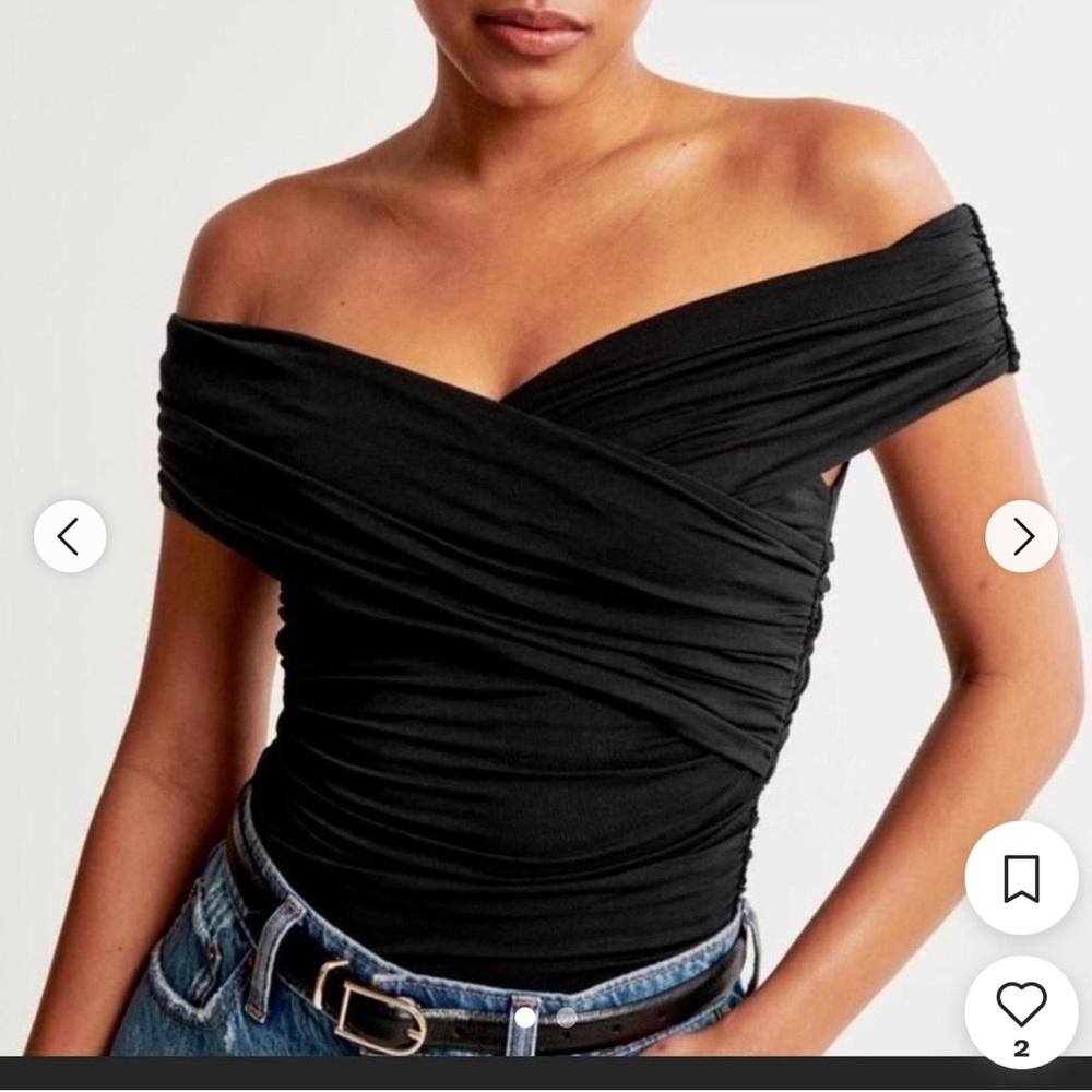 Women’s Elegant Black Off-Shoulder Ruched Top
Abercrombie & Fitch 
BNWT
Size M